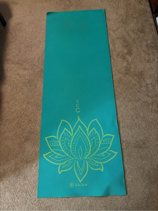 GAIAM Other - Reversible GAIAM Teal Yoga Mat with Lime Lotus Graphic